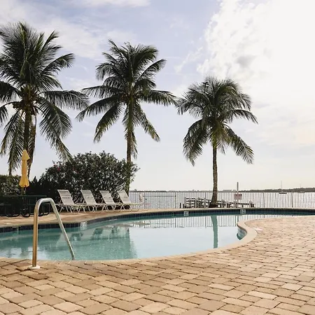 Dolphin Bay In Boca Ciega Resort - 2Br, Pool, Bay View